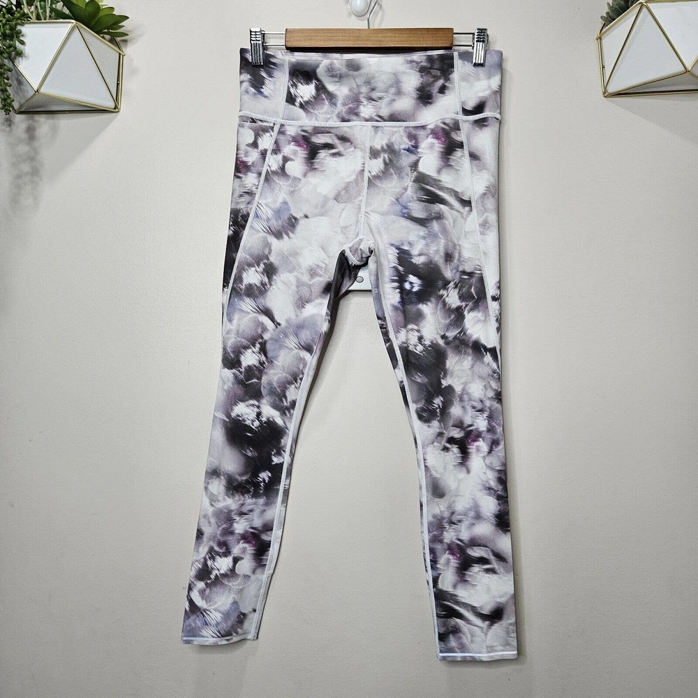 Athleta Run Free Printed Winter Garden Leggings Size Medium 383959
